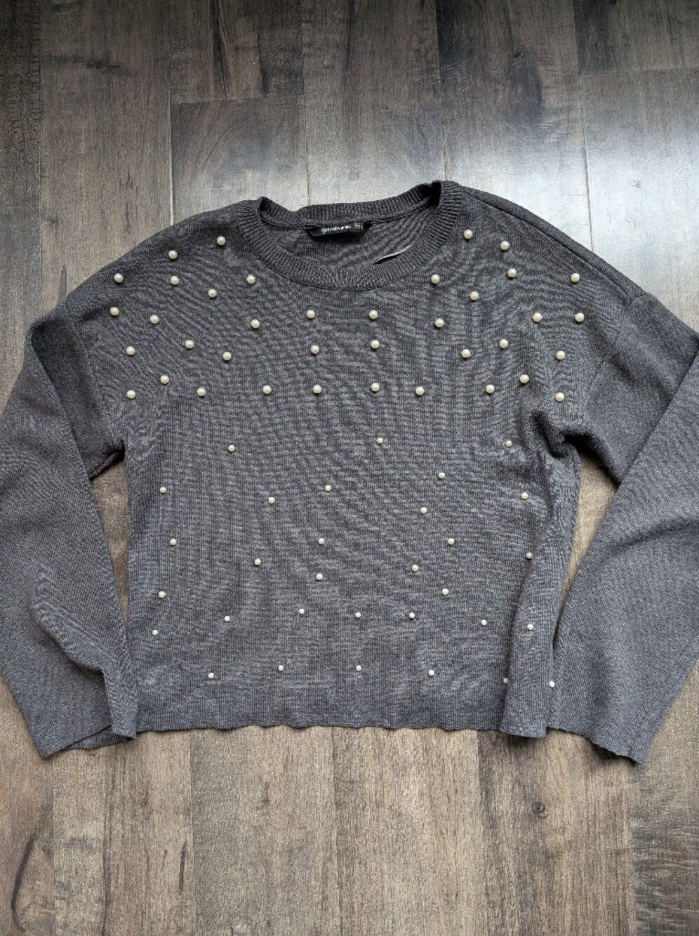 Stradivarius Faux Pearl Studded Knit Cropped Sweater Heather Gray S